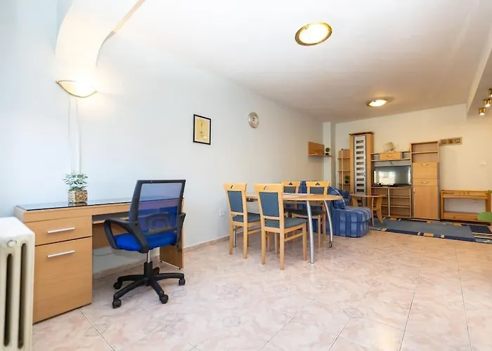 Sunny & Convenient On Dondoukov Blvd, 1 Bdr Zaimov